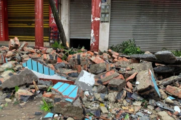 சீனாவில் ஏற்பட்ட சக்தி வாய்ந்த நிலநடுக்கம்! பலர் பலியான சோகம்.. பீதியடைந்த மக்கள் வீதிகளில் தஞ்சம்