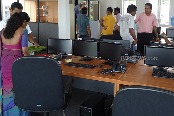 அரசாங்க ஊழியர்களுக்கு பேரிடியான தகவல்! | Salary Problem For Government Employees