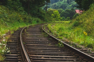 தொடருந்து தண்டவாளங்களை சீனாவில் இருந்து இறக்குமதிசெய்ய திட்டம்