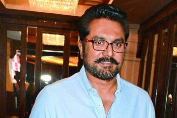 தனது இரண்டாவது மகளின் பிறந்தநாளை கொண்டாடிய நடிகர் சரத்குமார்..