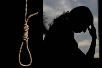 பெற்ற பிள்ளைகளை தூக்கில் தொங்கவிட்ட தாய்! அடுத்து நிகழ்ந்த விபரீதம்