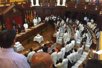 அமைச்சர்களின் சம்பளம் தொடர்பில் வெளியாகியுள்ள முக்கிய முடிவு!