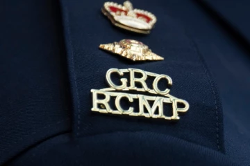 கனடாவில் இடம்பெற்ற விபத்தில் 3 பேர் பரிதாபமாக உயிரிழப்பு!