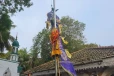 பல்லாயிரக்கணக்கான பக்தர்களின் ‘அரோகரா’ கோஷத்துடன் கதிர்காமக் கந்தன் ஆலயத்தில் கொடியேற்றம்