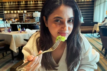 பிரியங்கா மோகன் லேட்டஸ்ட் போட்டோஷூட்