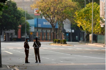 இலங்கையில் அமுலானது தனிமைப்படுத்தல் ஊரடங்கு - பொலிஸ் தலைமையகம் விடுத்துள்ள கடுமையான எச்சரிக்கை