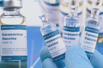 கொரோனா தடுப்பூசி செலுத்தவில்லை என்றால் ரூ.8493 அபராதம் - அதிரடியாக உத்தரவிட்ட ஐரோப்பிய நாடு