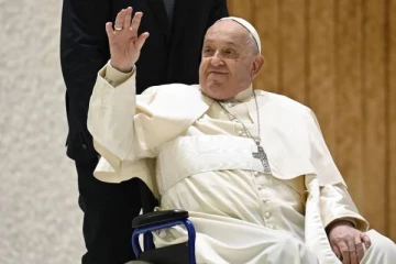 போப் பிரான்சிஸ் தவறி விழுந்து விபரீதம் - என்ன ஆச்சு!