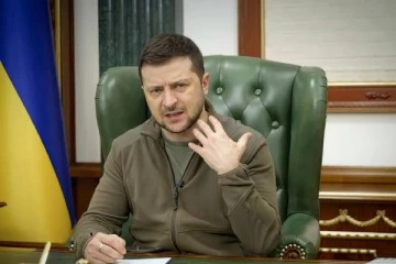 எங்களுக்கு இன்னும் ஆயுதங்கள் தேவை: உக்ரைன் அதிபர் ஜெலன்ஸ்கி வலியுறுத்தல்!