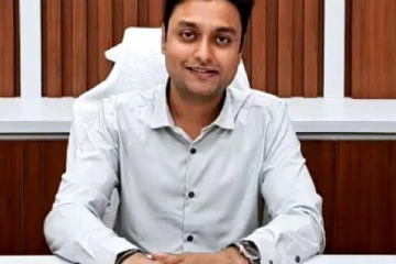 UPSC தேர்வில் வெற்றி பெற்ற பிரபல தமிழ் நடிகரின் மகன்.., சப்-கலெக்டராக நியமனம்