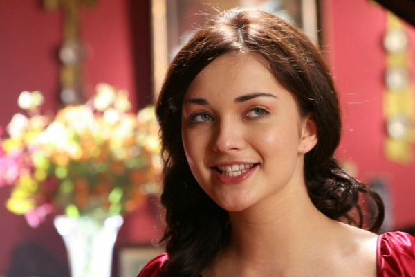 நடிகை ஏமி ஜாக்சனா இது..? என்ன இப்படி இருக்காங்க? அடையாளமே தெரியல | Actress Amy Jackson Recent Weingt Loss Photos