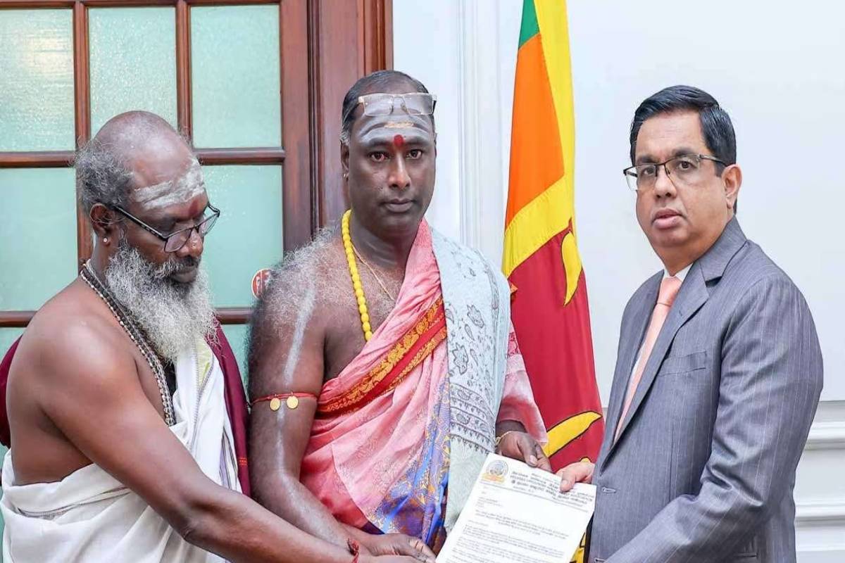 அனோஜனின் விடுதலைக்காக ஜனாதிபதியிடம் மலையக இந்து குருமார் ஒன்றியம் கோரிக்கை | Up Country Hindu Priests Union President Anojan