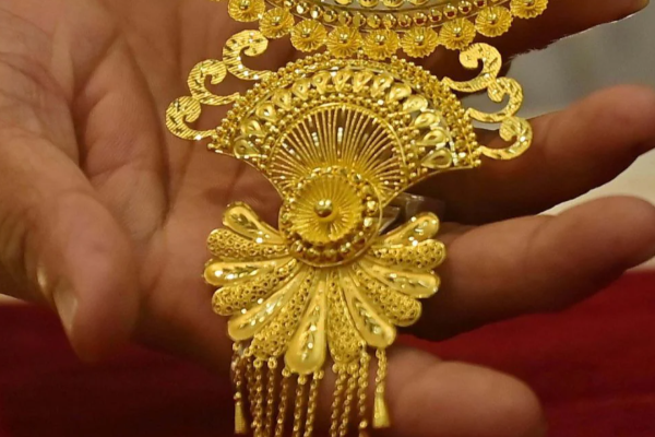 இலங்கையில் இன்று தங்கத்தின் விலை வீழ்ச்சி | Gold Prices Fall In Sri Lanka Today