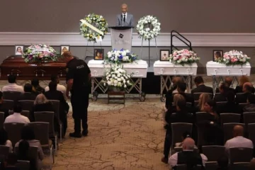 இலங்கை குடும்பத்தினருக்கு கனடாவில் இறுதிச்சடங்கு: நூற்றுக்கணக்கானோர் கண்ணீரஞ்சலி