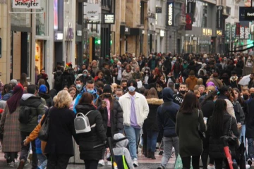 தென் ஆப்பிரிக்கா நாடுகளை தொடர்ந்து பிரபல ஐரோப்பிய நாட்டில் புதிய கொரோனா மாறுபாடு கண்டுபிடிப்பு!