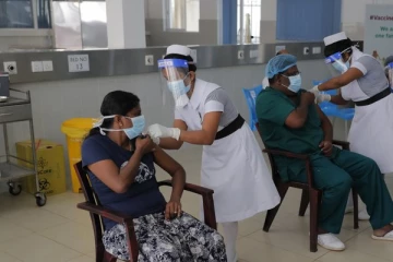 தடுப்பூசிக்கான ஒப்புதல் படிவம் குறித்து தமக்கு தெரியாது! சுகாதார அமைச்சு