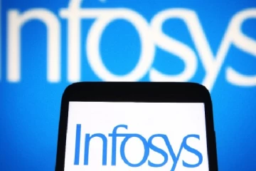 இன்ஃபோசிஸில் 20,000 புதிய வேலைவாய்ப்புகள்! இளம் பட்டதாரிகளுக்கு அடித்த ஜாக்பாட்!