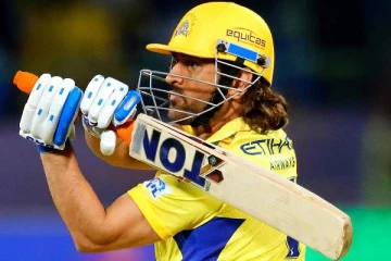 ஐபிஎல் வரலாற்றில் புதிய சாதனை படைத்த மகேந்திர சிங் தோனி