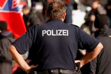 ஜேர்மனியில் பேரணியில் தாக்க வந்தவர் மீது துப்பாகிச்சூடு