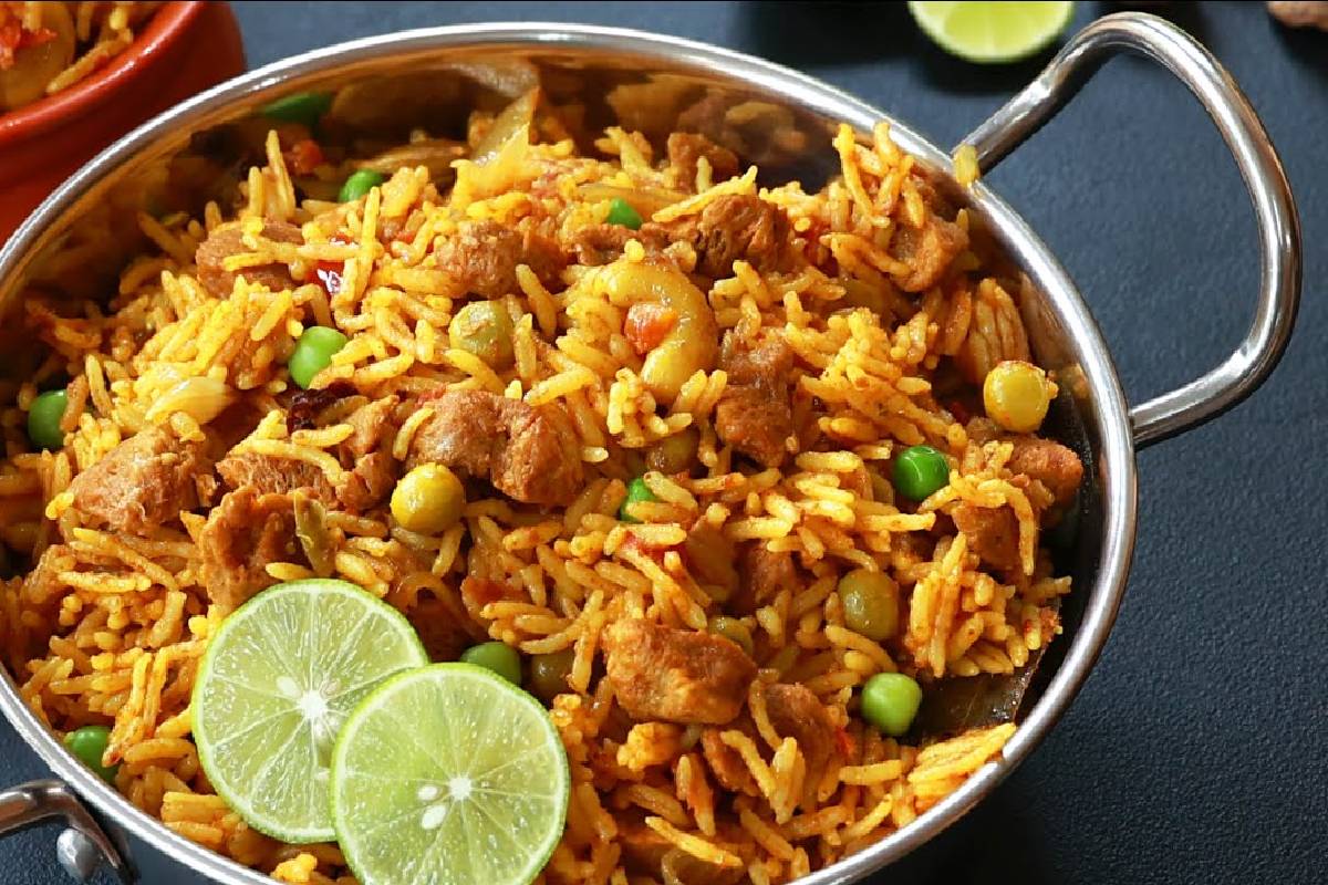 சிக்கன் பிரியாணிக்கே டஃப் கொடுக்கும் ஆம்பூர் ஸ்டைல் சோயா பிரியாணி! பண்ணலாமா? | Ambur Style Soya Chunks Biryani Recipe In Tamil