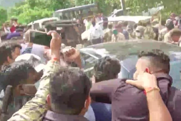 முதல்வருக்கு அறைவிடுவேன் எனக் கூறிய மத்திய அமைச்சர்  கைது