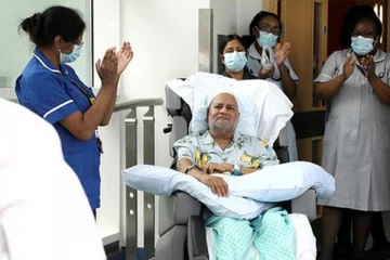 பிரித்தானியாவில் 86 நாட்கள் கோமாவிலிருந்த இந்திய நடனக்கலைஞர்: பின்னர் நிகழ்ந்த அற்புதம்