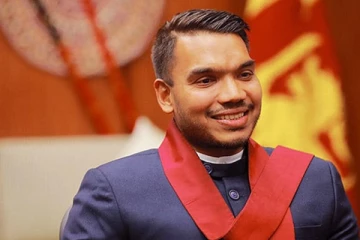 ඇමති නාමල්ගෙන් විශේෂ ප්‍රකාශයක්.. (VIDEO)