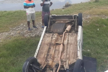 அச்சுவேலி வல்லைப்பகுதியில் ஏற்பட்ட விபத்தில் ஒருவர் படுகாயம் (Photos)