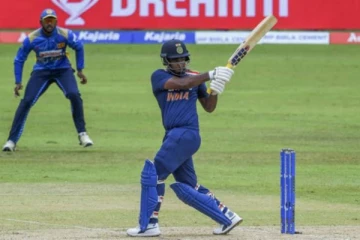 "திரும்பி வந்துடாத" - இந்திய அணி வீரருக்கு பெருகும் எதிர்ப்பு