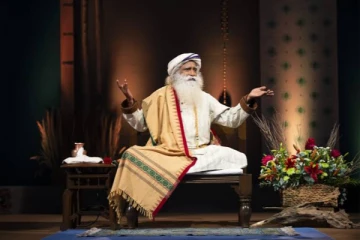 நாட்டைவிட்டு வெளியேற தயார்: ஜக்கி வாசுதேவ் சவால்