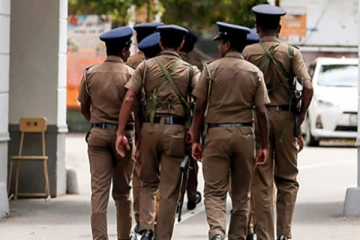 மகன் போதைப் பொருளுக்கு அடிமை: பொலிஸாரிடம் ஒப்படைத்த தாய்!