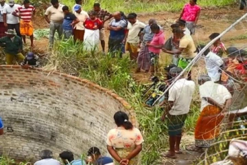 தேங்காய் எடுக்க சென்ற 6வயது சிறுவனுக்கு நடந்த அசம்பாவிதம்