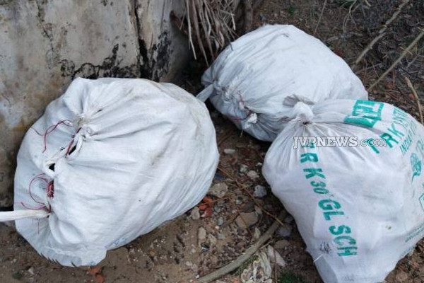 இலங்கைக்கு கடத்தவிருந்த மர்மபொருட்கள் வெளிநாடொன்றில் மீட்பு! | Footwear Smuggled To Sri Lanka Was Recovered In Tn