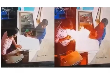 கடை ஒன்றில் திடீரென வெடித்து சிதறிய மொபைல் போன்..!