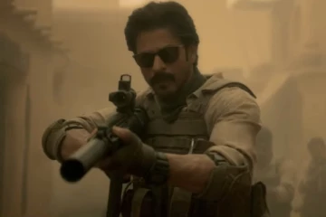 அட்லீயின் மாஸ் இயக்கத்தில் வெறித்தனமாக வெளிவந்த ஜவான் டிரைலர், இதோ