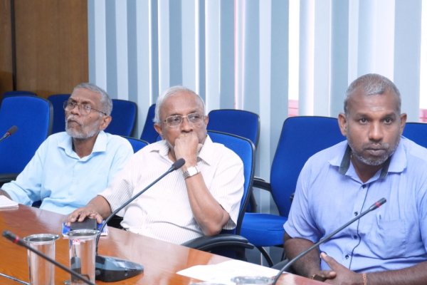 கல்லுண்டாய் பகுதியில் குடியமர்த்தப்பட்டுள்ள மக்களின் பிரச்சினைகள் குறித்து விசேட கலந்துரையாடல் | Northern Province Vedhanayagan Development