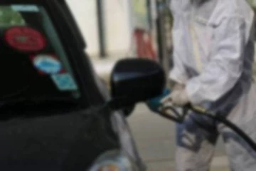 6 மணிநேரம் பெற்றோலுக்காக காத்திருந்த இருவர் உயிரிழப்பு