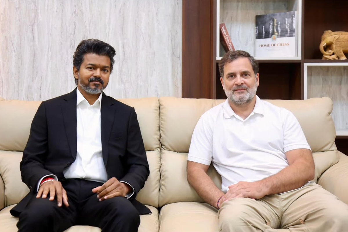 ராகுல் காந்தியுடனான சந்திப்பு ரத்து! அவசரமாக சென்னை புறப்பட்ட தமிழக முதலமைச்சர் விஜய் | Meeting With Sonia Rahul Canceled Cm Vijay Leaves ராகுல் காந்தியுடனான சந்திப்பு ரத்து! அவசரமாக சென்னை புறப்பட்ட தமிழக முதலமைச்சர் விஜய் | Meeting With Sonia Rahul Canceled Cm Vijay Leaves