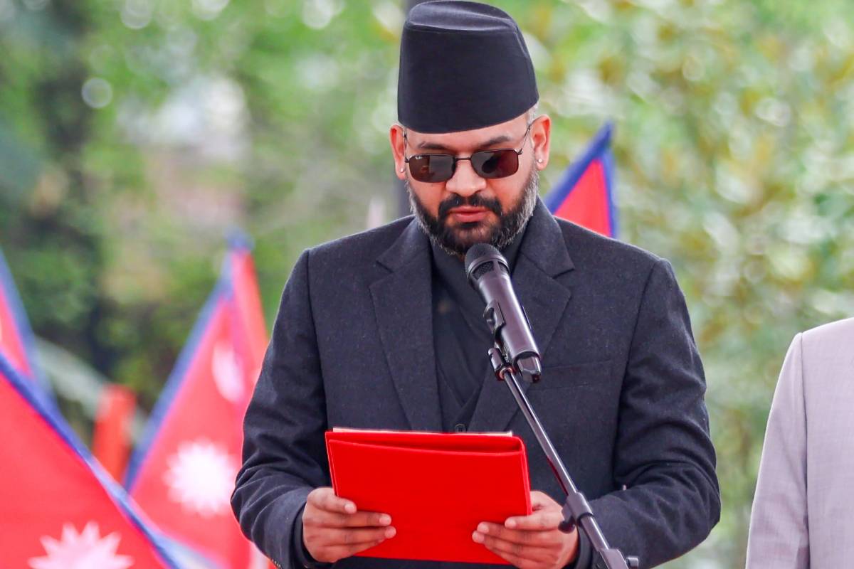 அரசு ஊழியர்களுக்கு மாதம் இருமுறை ஊதியம் - தெற்காசிய நாடொன்றில் அறிமுகம் | Nepal Govt Introduce Monthly Twice Salary