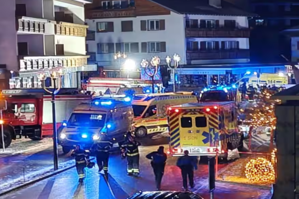 சுவிட்சர்லாந்தில் குண்டு வெடிப்பு ; புத்தாண்டு கொண்டாட்டத்தில் சோகம்,40 பேர் பலி | Explosion Kills Many At Switzerland சுவிட்சர்லாந்தில் குண்டு வெடிப்பு ; புத்தாண்டு கொண்டாட்டத்தில் சோகம்,40 பேர் பலி | Explosion Kills Many At Switzerland