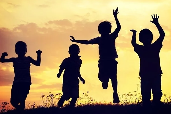 சிறுவர்களுக்கு எதிரான வன்முறை : பெற்றோருக்கு வெளியான அறிவிப்பு | Rising Social Media Use Among School Students