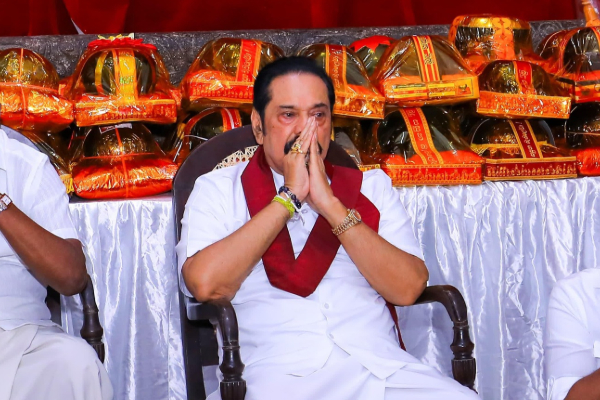 அரசியல் பழிவாங்கலால் இரத்து செய்யப்பட்டதா மகிந்தவின் சிறப்புரிமை | Mahinda Gets Concession From The People