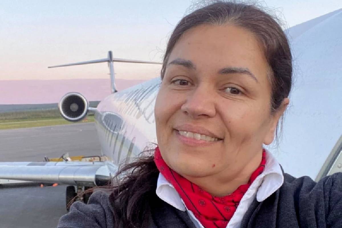 ஏர் கனடா விமான விபத்து: 330 அடி தூரம் தூக்கி வீசப்பட்டு உயிர் தப்பிய பெண் | Air Canada Flight Crew Thrown 330 Feet From Plane