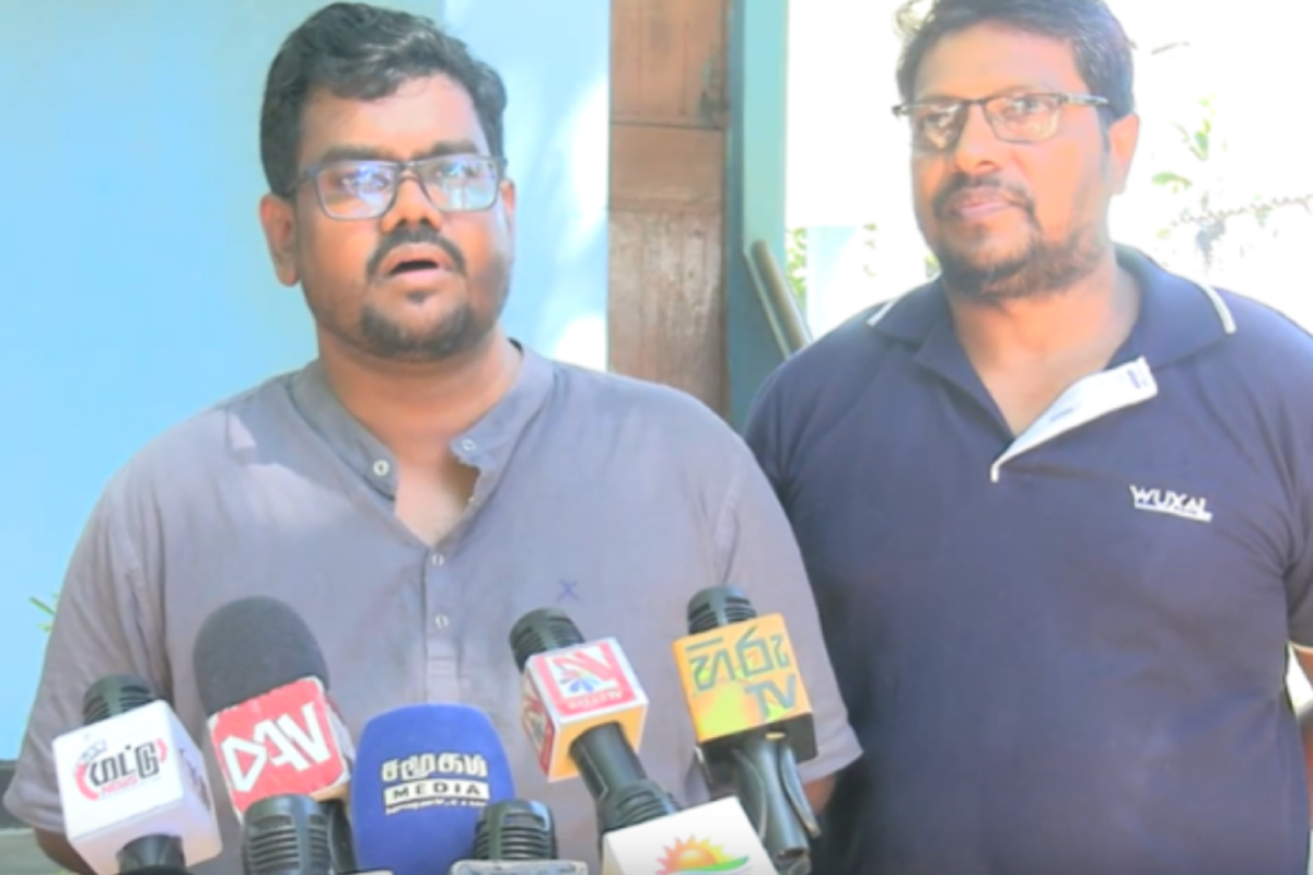 அஸ்கிரிய பீடத்தில் லக்ஸ்மன் கிரியெல்லவின் கருத்து! நாட்டில் மீண்டும் கலவரத்தை ஏற்படுத்தும் முயற்சி என்கிறார் கந்தசாமி பிரபு கண்டனம் | Kandasamy Prabhu S Condemnation அஸ்கிரிய பீடத்தில் லக்ஸ்மன் கிரியெல்லவின் கருத்து! நாட்டில் மீண்டும் கலவரத்தை ஏற்படுத்தும் முயற்சி என்கிறார் கந்தசாமி பிரபு கண்டனம் | Kandasamy Prabhu S Condemnation