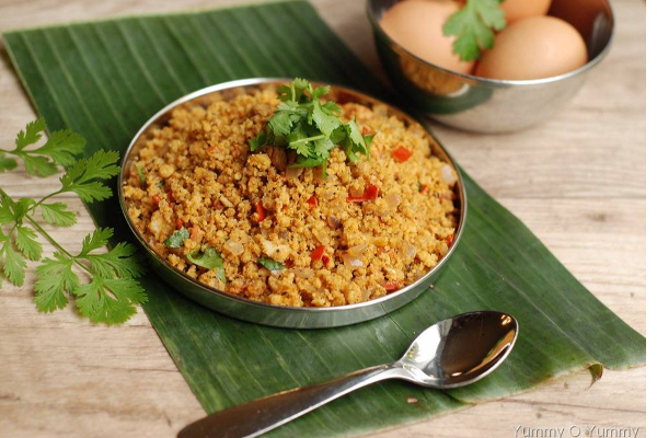 மீந்து போன இட்லியில் சுவையான முட்டை கொத்து இட்லி - செய்வது எப்படி? | Egg Kothu Idli Recipe In Tamil