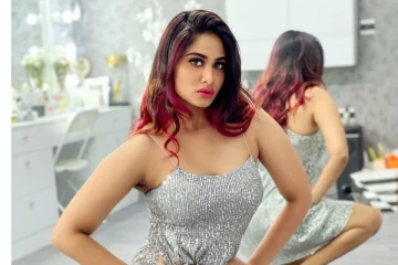 தொடை தெரிய கடற்கரையில் போஸ் கொடுத்த ஷிவானி.. வர்ணித்து தள்ளும் ரசிகர்கள்