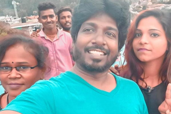 கணவனால் கைவிடப்பட சிம்பு பட நடிகை... வறுமையில் என்ன தொழில் செய்கின்றார் தெரியுமா? அதிர்ச்சியில் ரசிகர்கள் | Simbu Vallavan Move Act