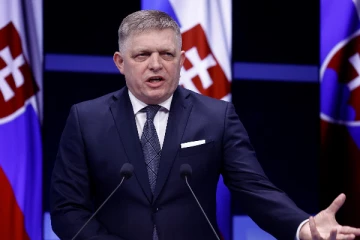 சுலோவேகியா பிரதமர் உடல் நலம் குறித்து வெளியான தகவல்