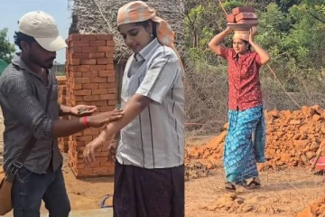 கட்டடத் தொழிலாளியாகவே மாறிய தனம் சீரியல் நடிகை... அவரே வெளியிட்ட BTS வீடியோ