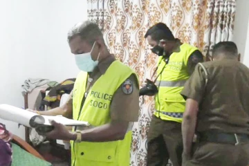 விடுதி அறைக்குள் மர்மமான முறையில் உயிரிழந்த யுவதி! 23 வயது இளைஞன் கைது